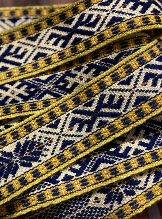 Rakstaina jostiņa PAVASARIS